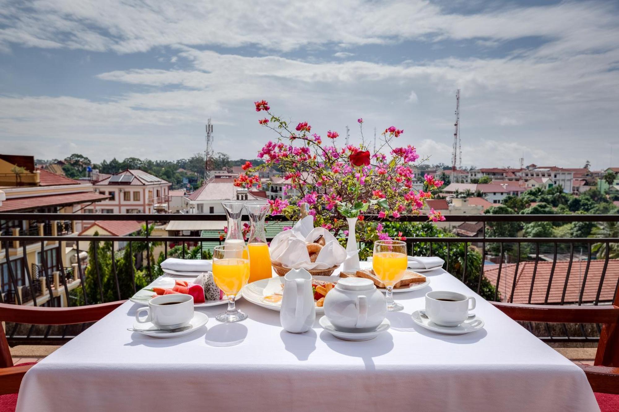 Angkor Paradise Hotel Сіємреап Екстер'єр фото